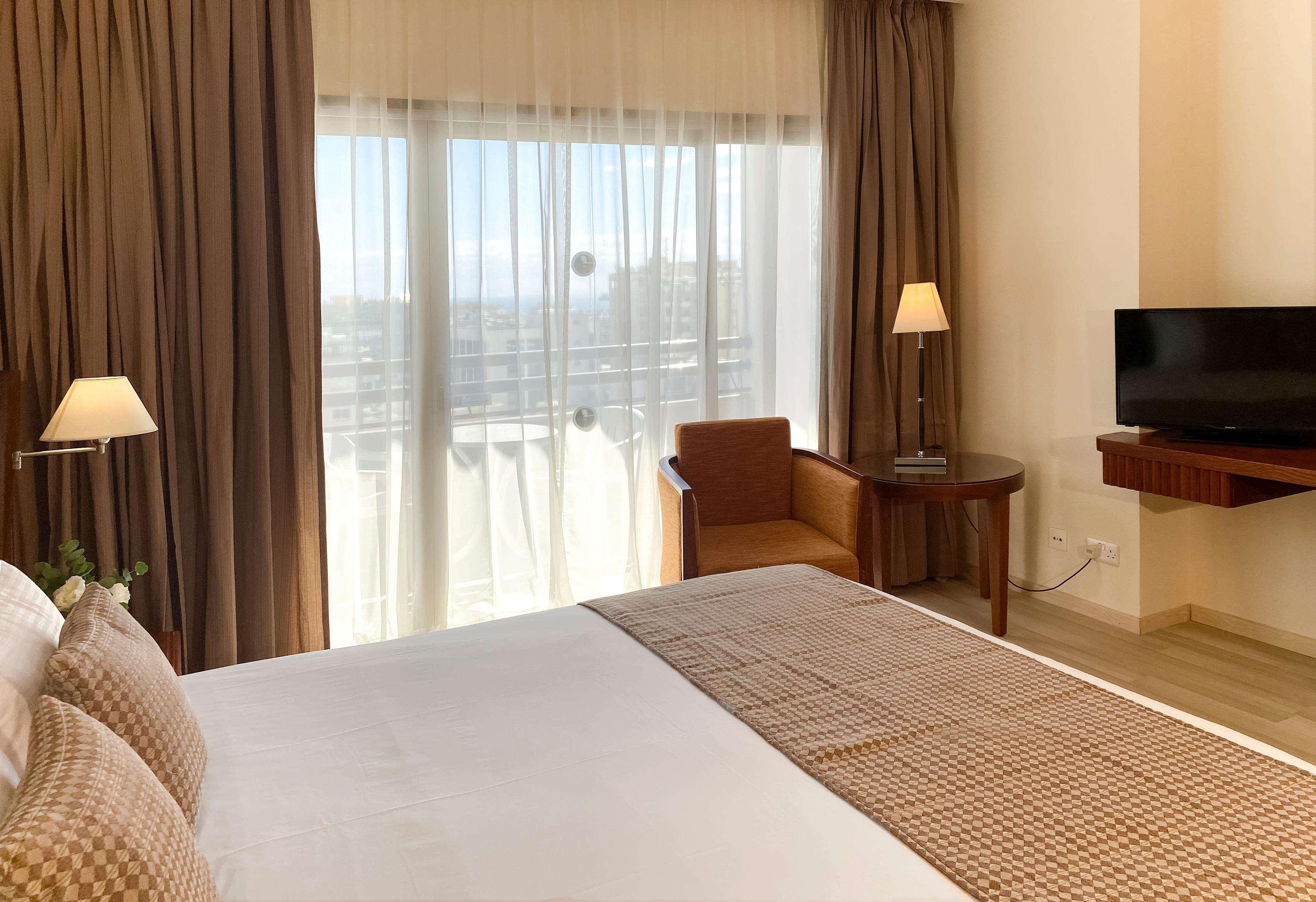 Ajax Hotel Limassol Eksteriør billede