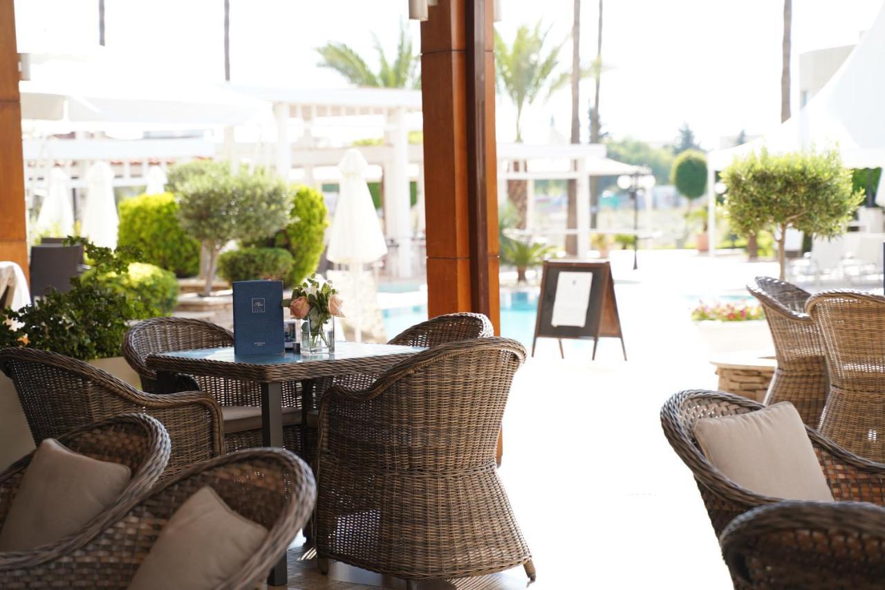 Ajax Hotel Limassol Eksteriør billede